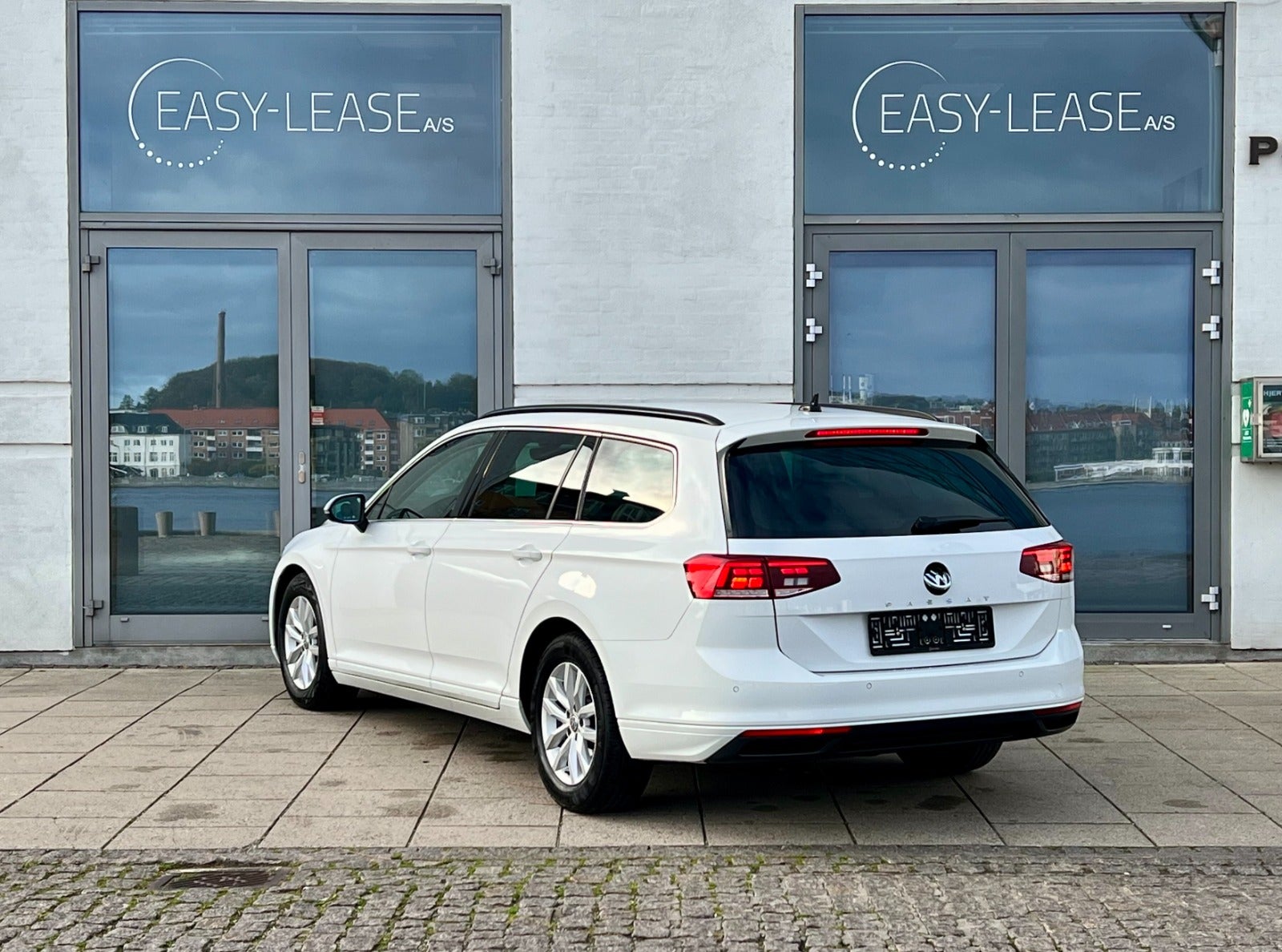 27843 | VW Passat 2,0 TDi 150 Business+ Variant DSG