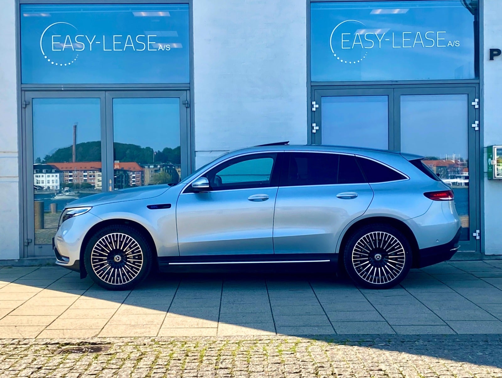 25631 | Mercedes EQC400  AMG Line 4Matic