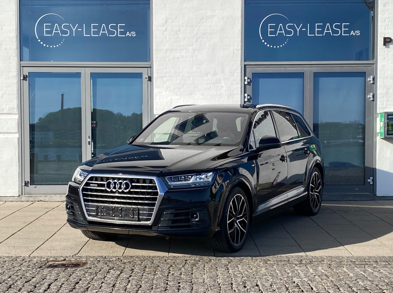40787 | Audi Q7 3,0 TDi 272 S-line quattro Tiptr. 7prs