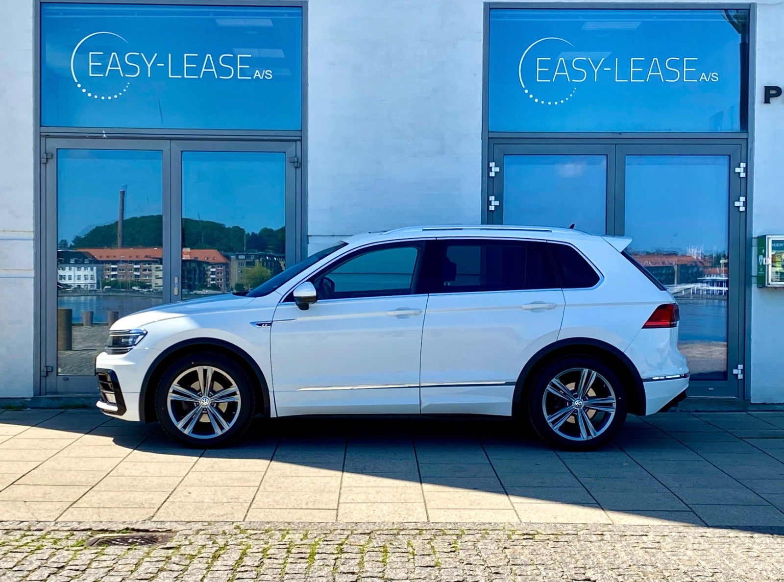 3595 | VW Tiguan 1,4 TSi 150 R-line 4Motion