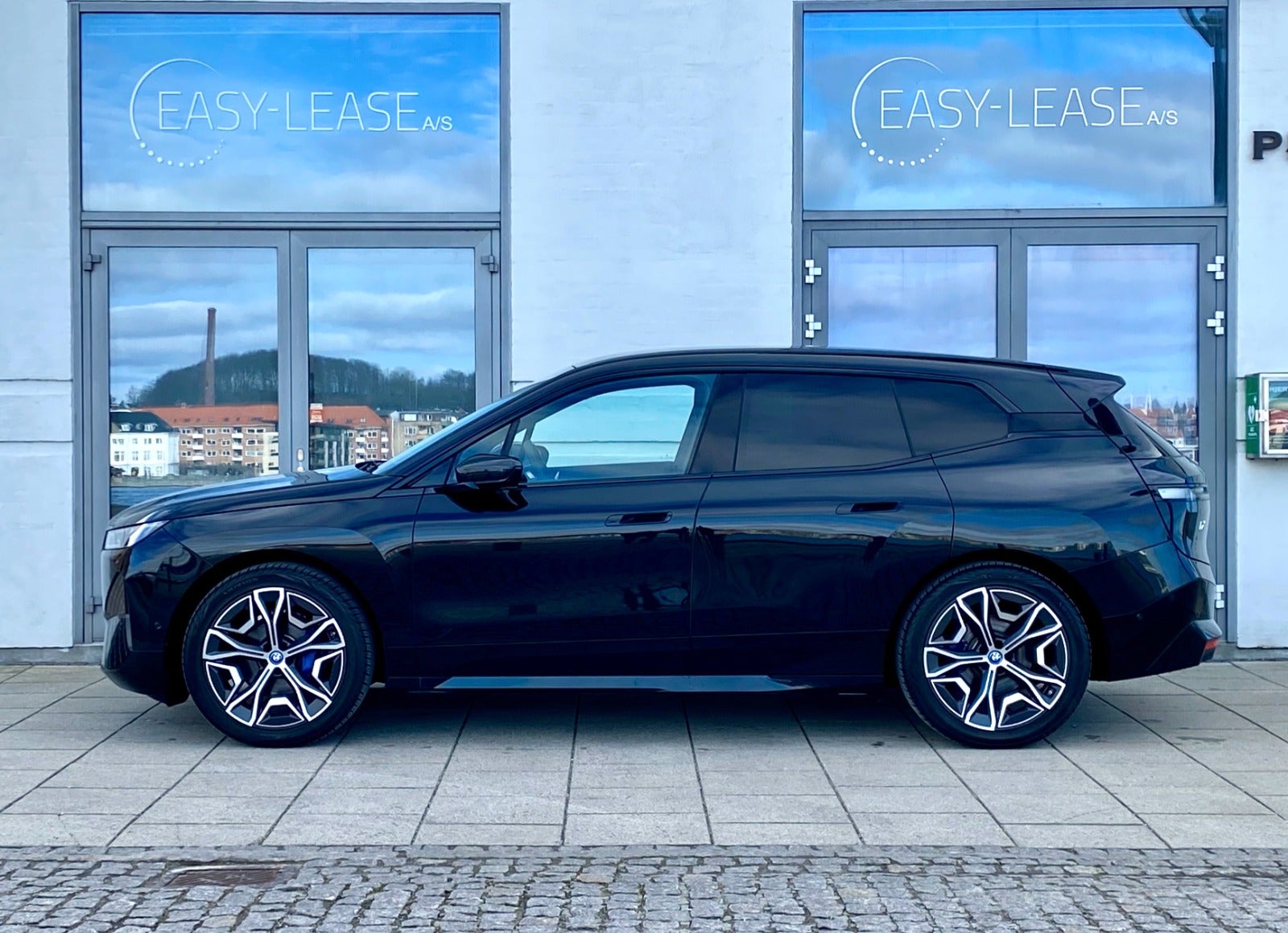 BMW iX  xDrive40 Fully Charged Sport