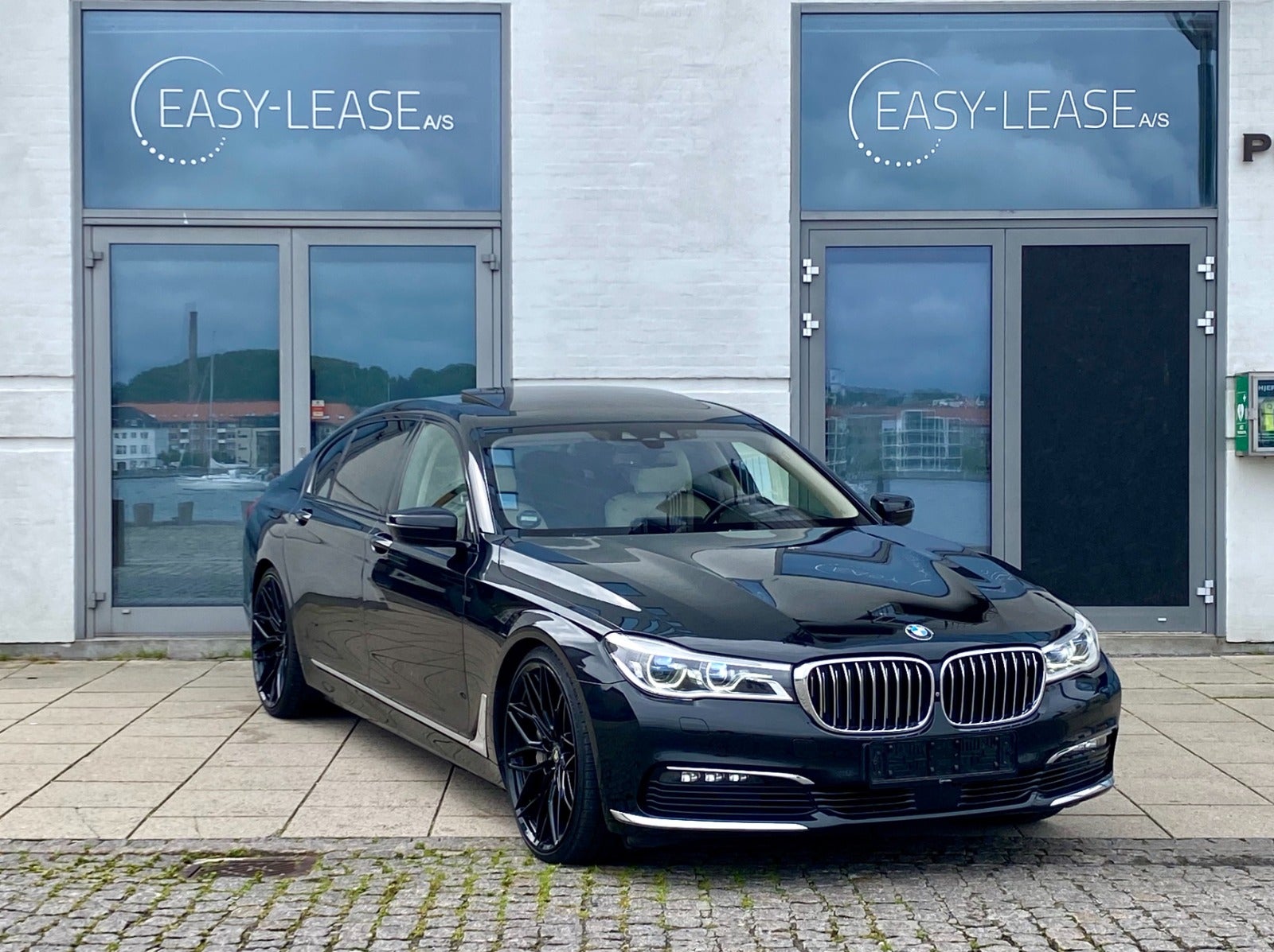 10083 | BMW 750Li 4,4 xDrive aut.