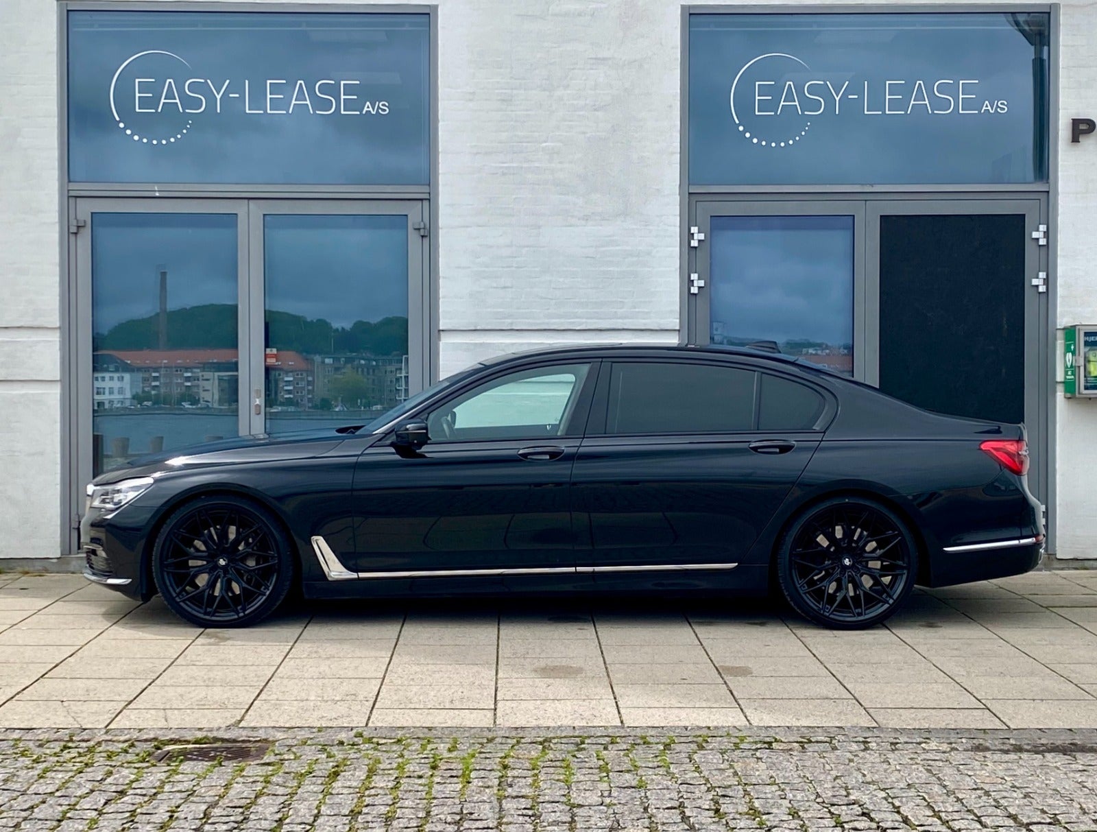 10083 | BMW 750Li 4,4 xDrive aut.