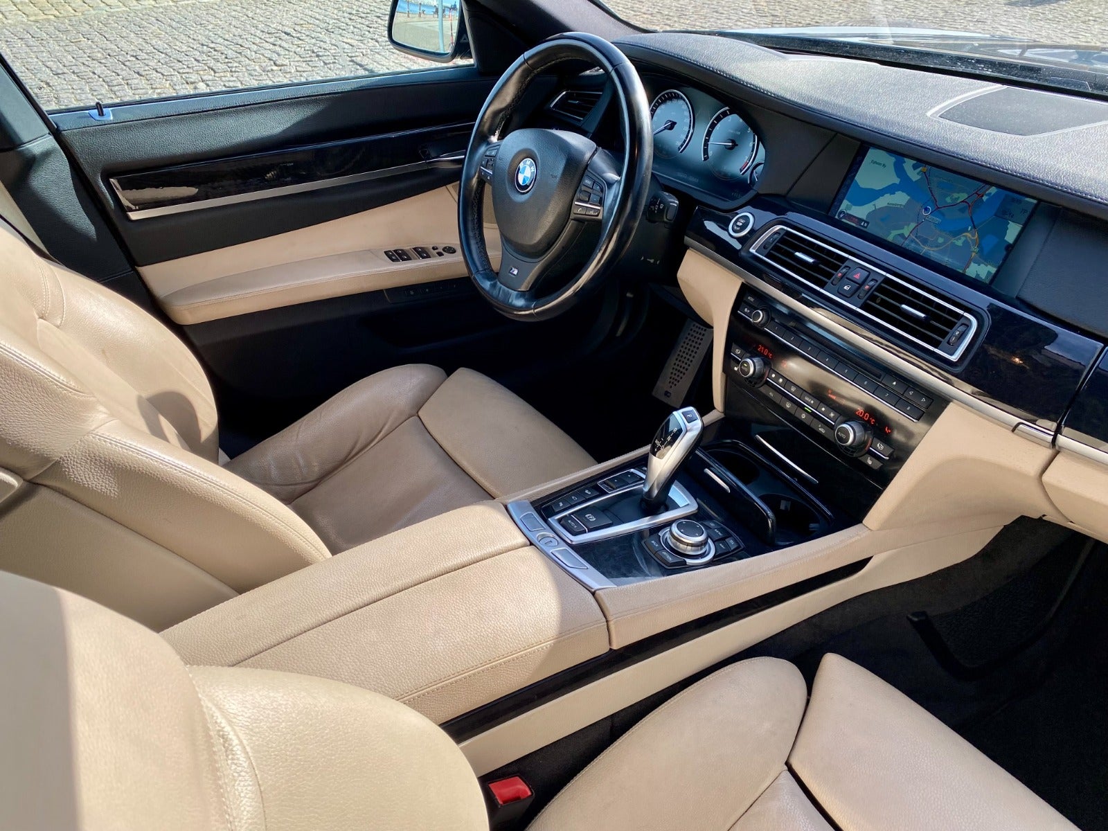 BMW 750i 4,4 M-Sport xDrive aut.