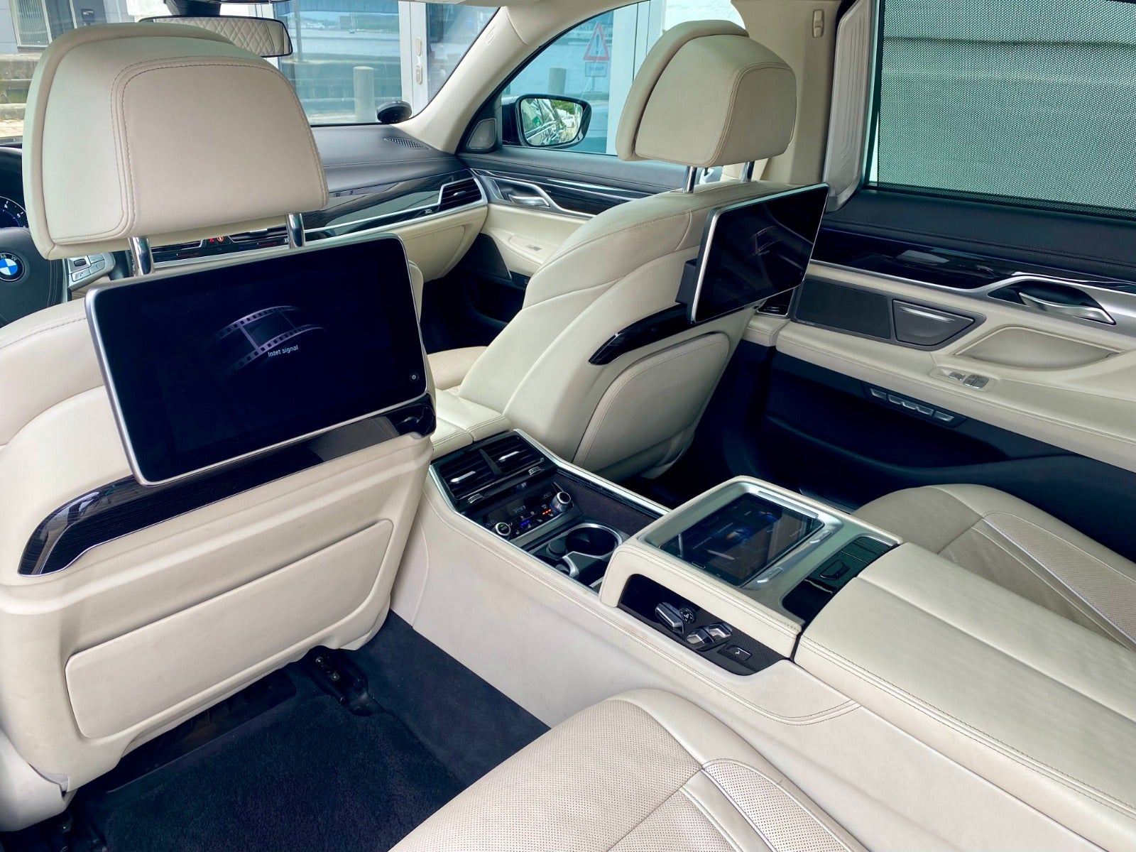 10083 | BMW 750Li 4,4 xDrive aut.