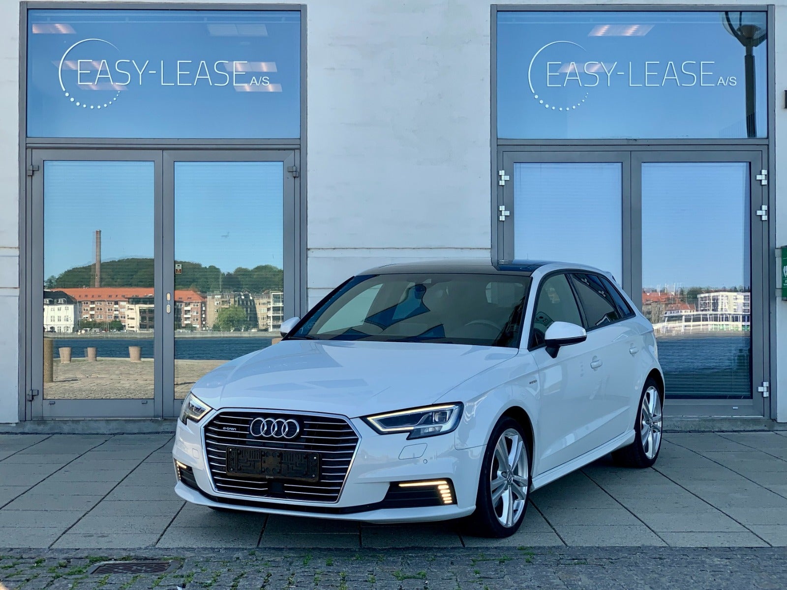 Audi A3 1,4 e-tron S-line Sportback S-tr.