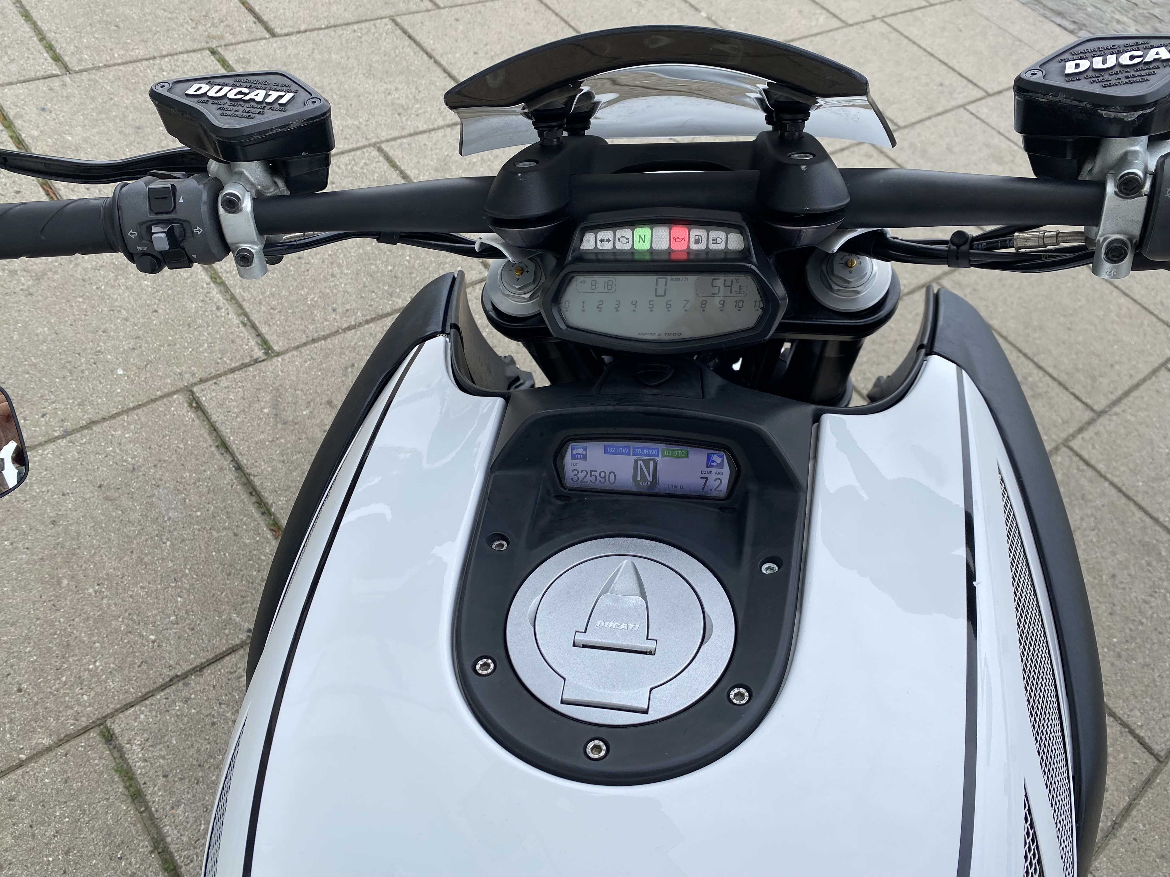 Ducati Diavel Carbon