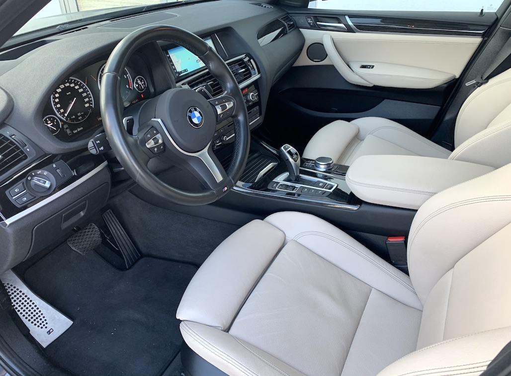 BMW X4 xDrive30d      M-Sport