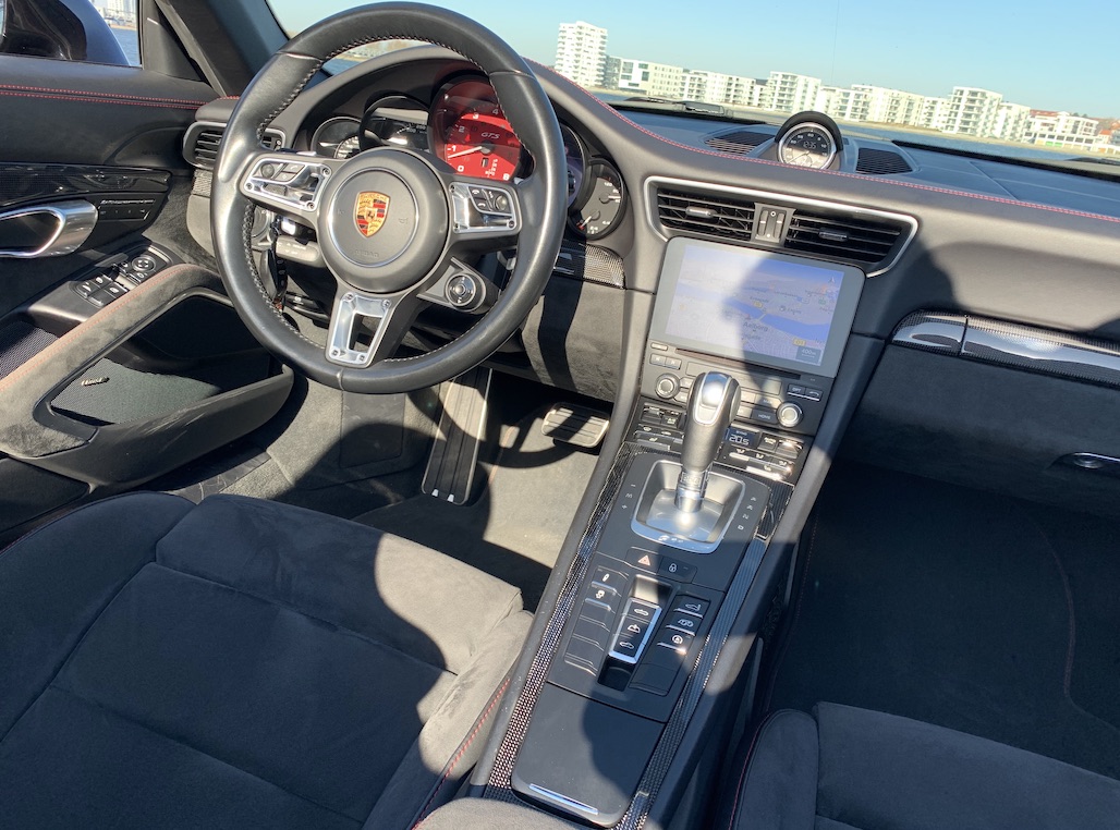 Porsche 991, 2 GTS Cab
