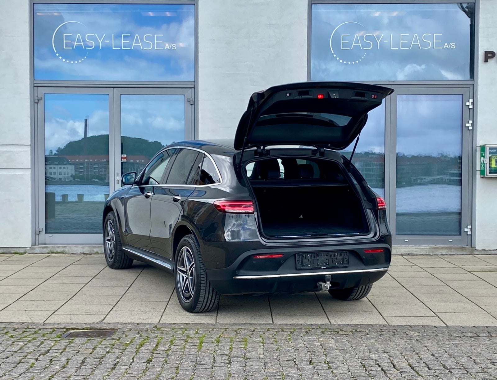 23878 | Mercedes EQC400  AMG Line 4Matic