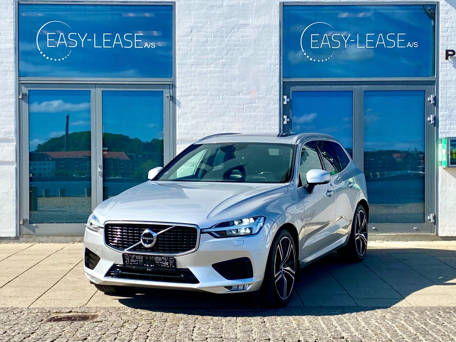 40735 | Volvo XC60 2,0 D5 235 R-Design aut. AWD