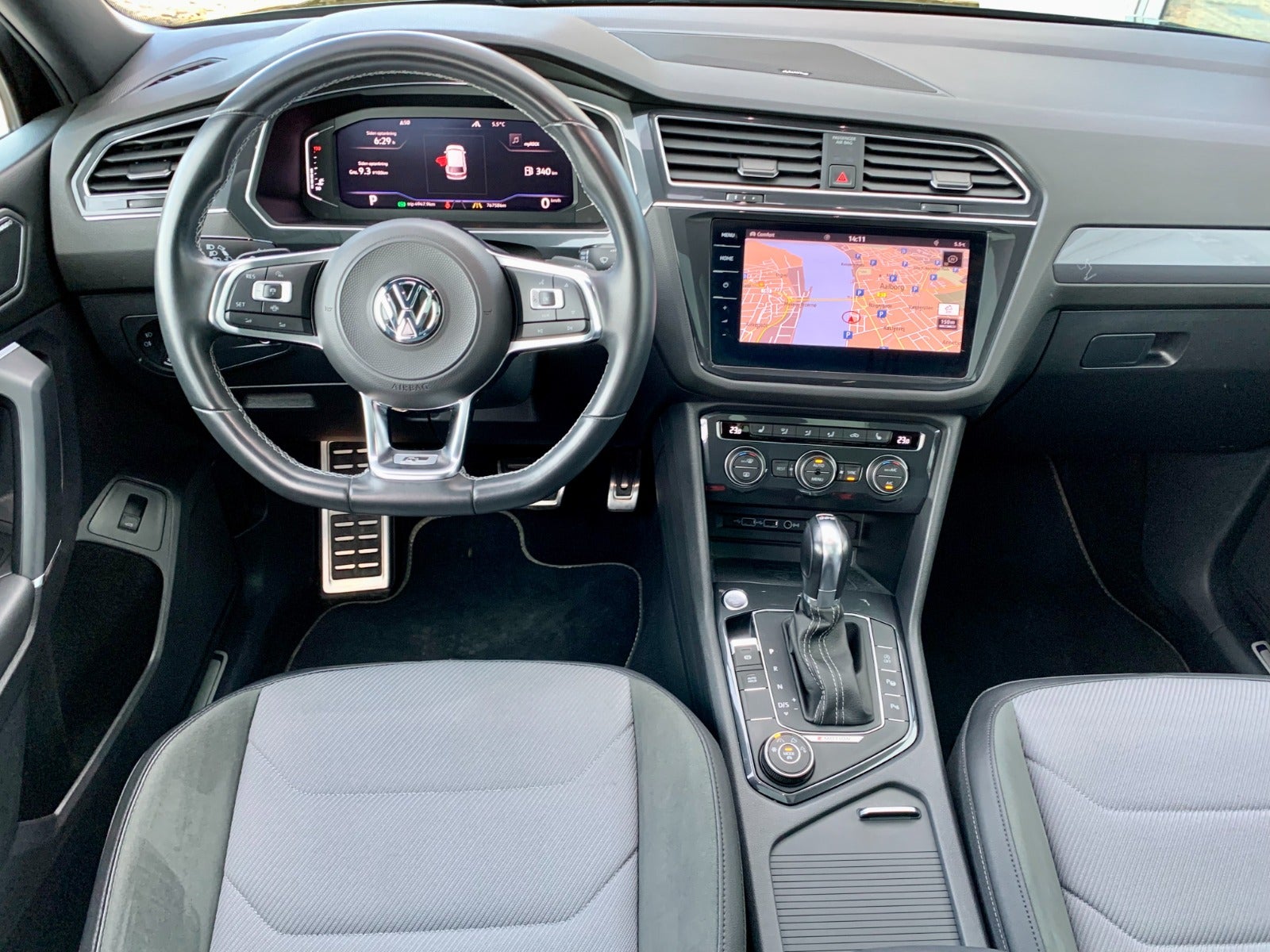 VW Tiguan Allspace 2,0 TDi 240 R-line DSG 4Motion 7prs
