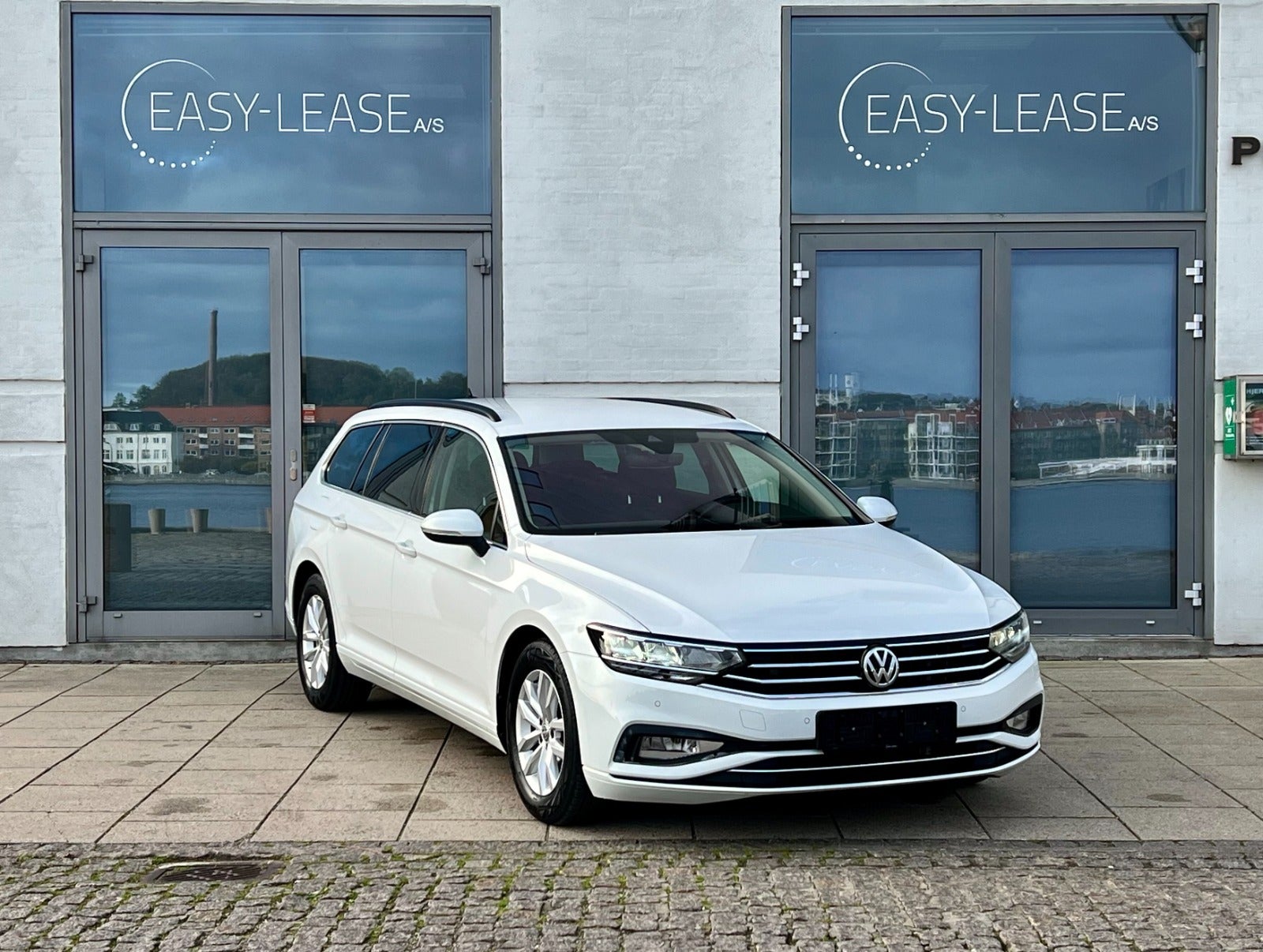 27843 | VW Passat 2,0 TDi 150 Business+ Variant DSG