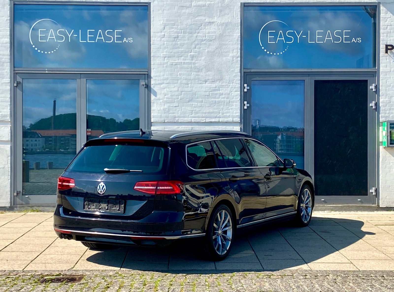 752 | VW Passat 2,0 TDi 190 R-line Variant DSG