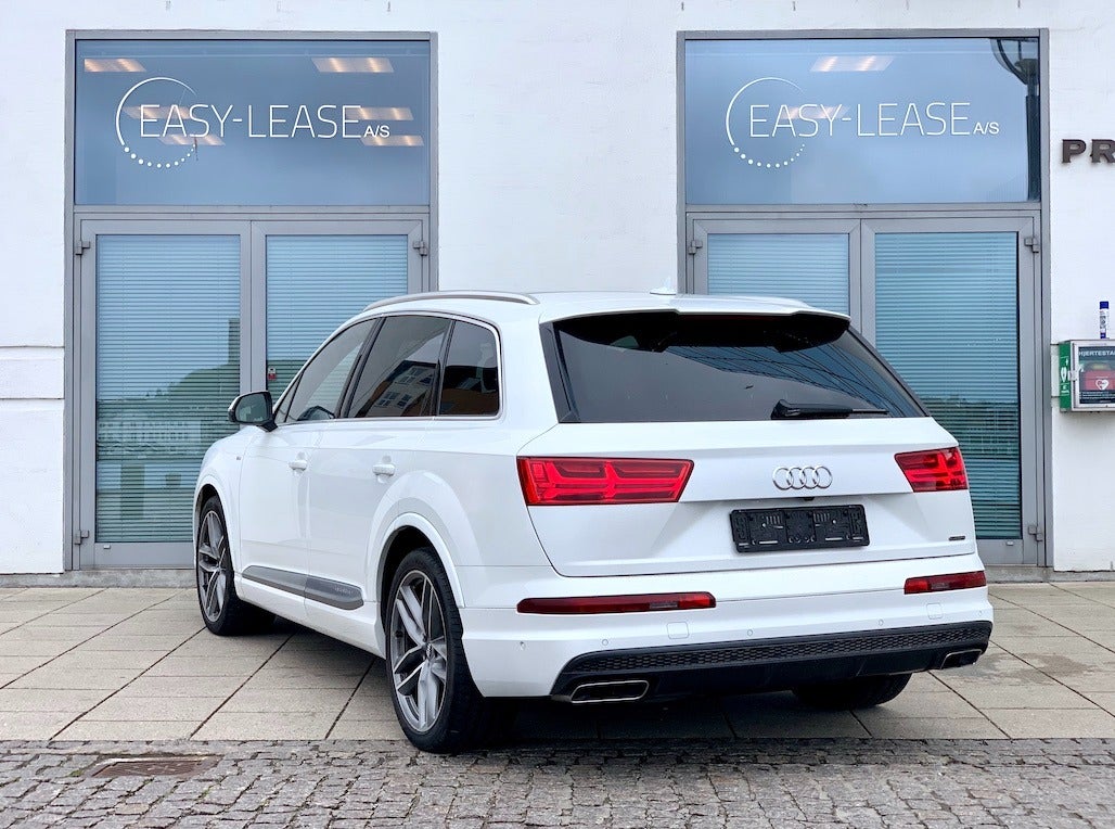 Audi Q7 3,0 TDi 272 S-line quattro Tiptr. 7prs