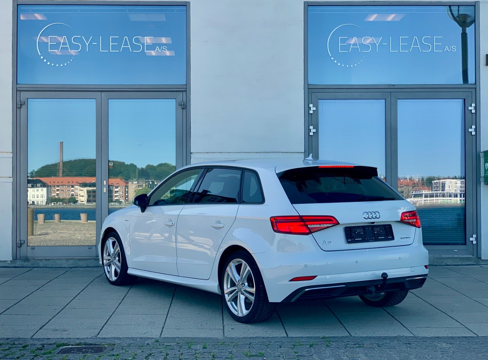 Audi A3 1,4 e-tron S-line Sportback S-tr.