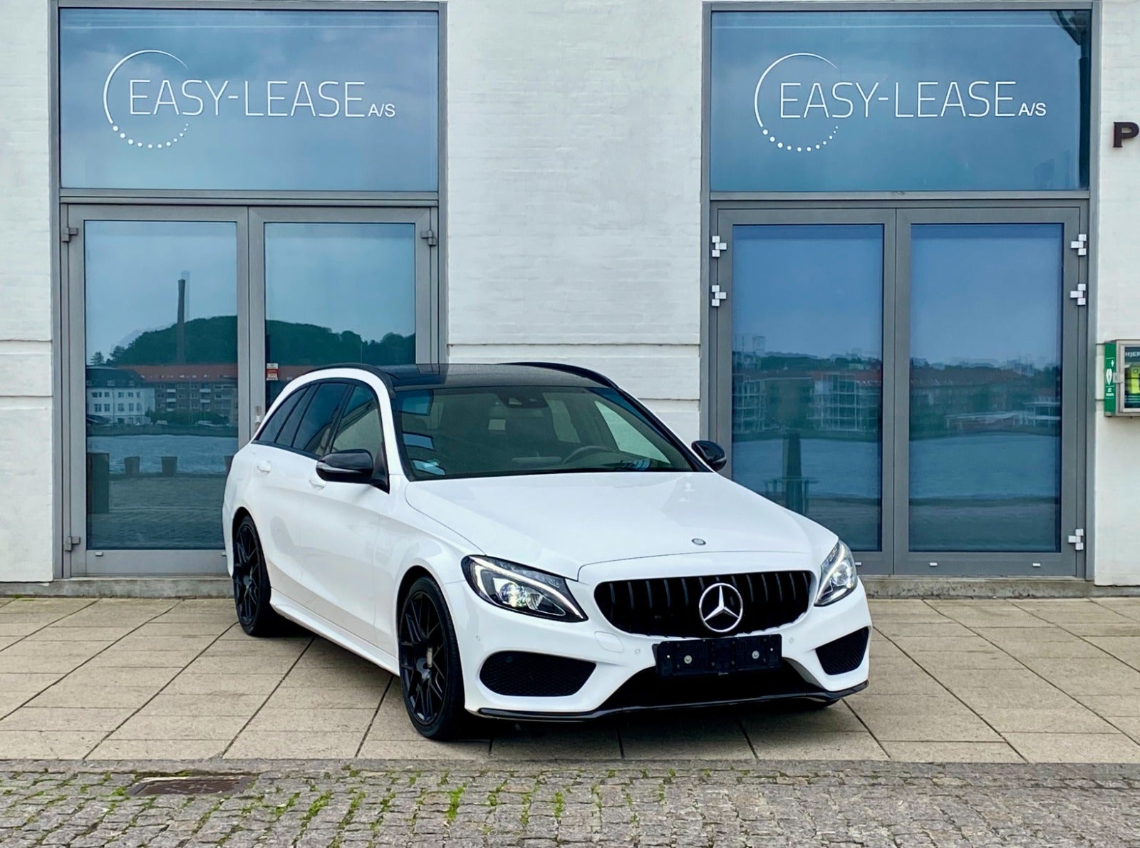 9916 | Mercedes C220 d 2,2 AMG Line stc. aut.