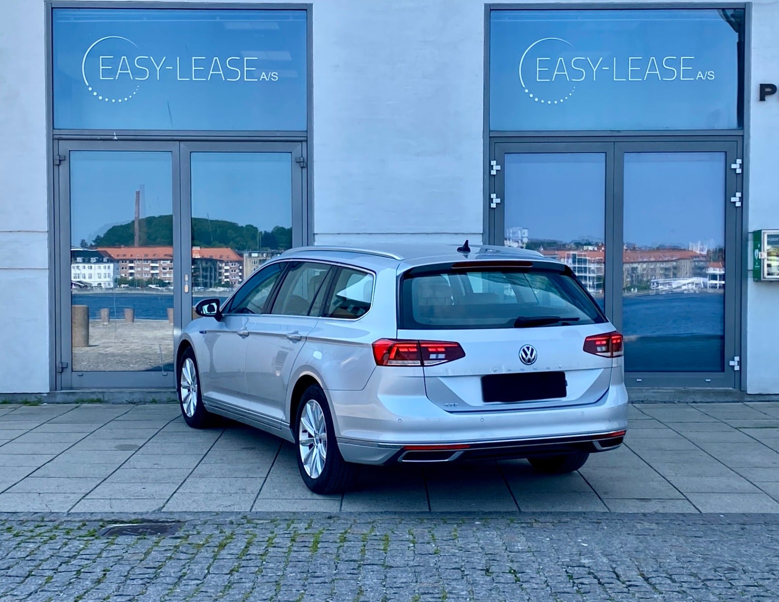 4400 | VW Passat 1,4 GTE Variant DSG