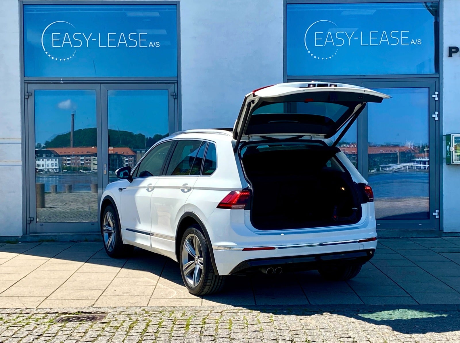 3595 | VW Tiguan 1,4 TSi 150 R-line 4Motion