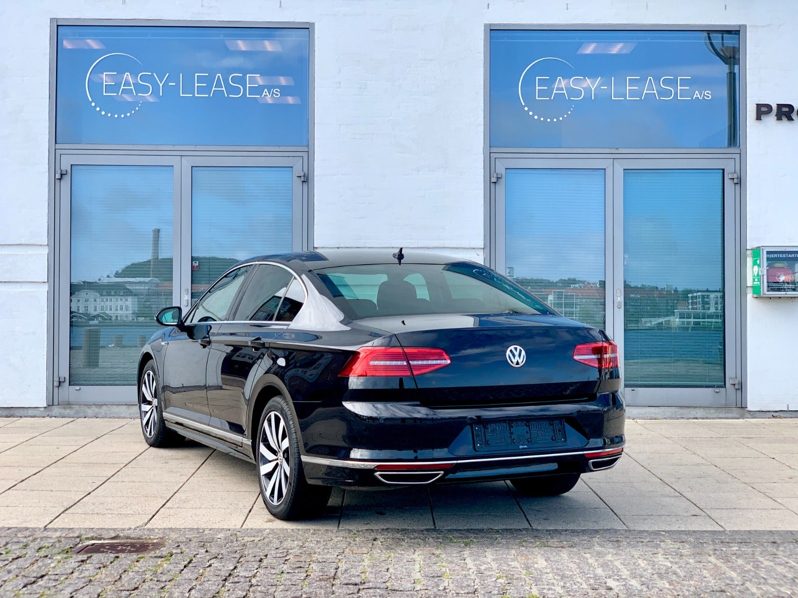 1632 | VW Passat 2,0 TDi 240 R-line DSG 4Motion