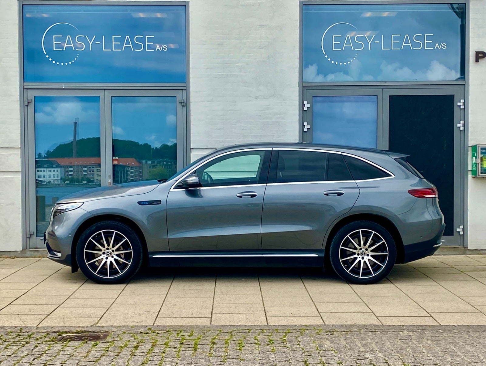 21742 | Mercedes EQC400  AMG Line 4Matic